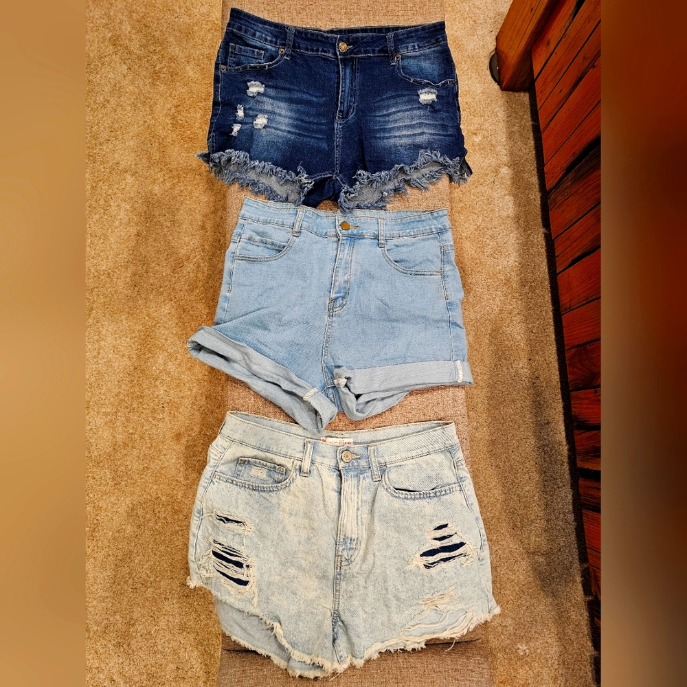 Bundle 3-pair jean shorts High-rise